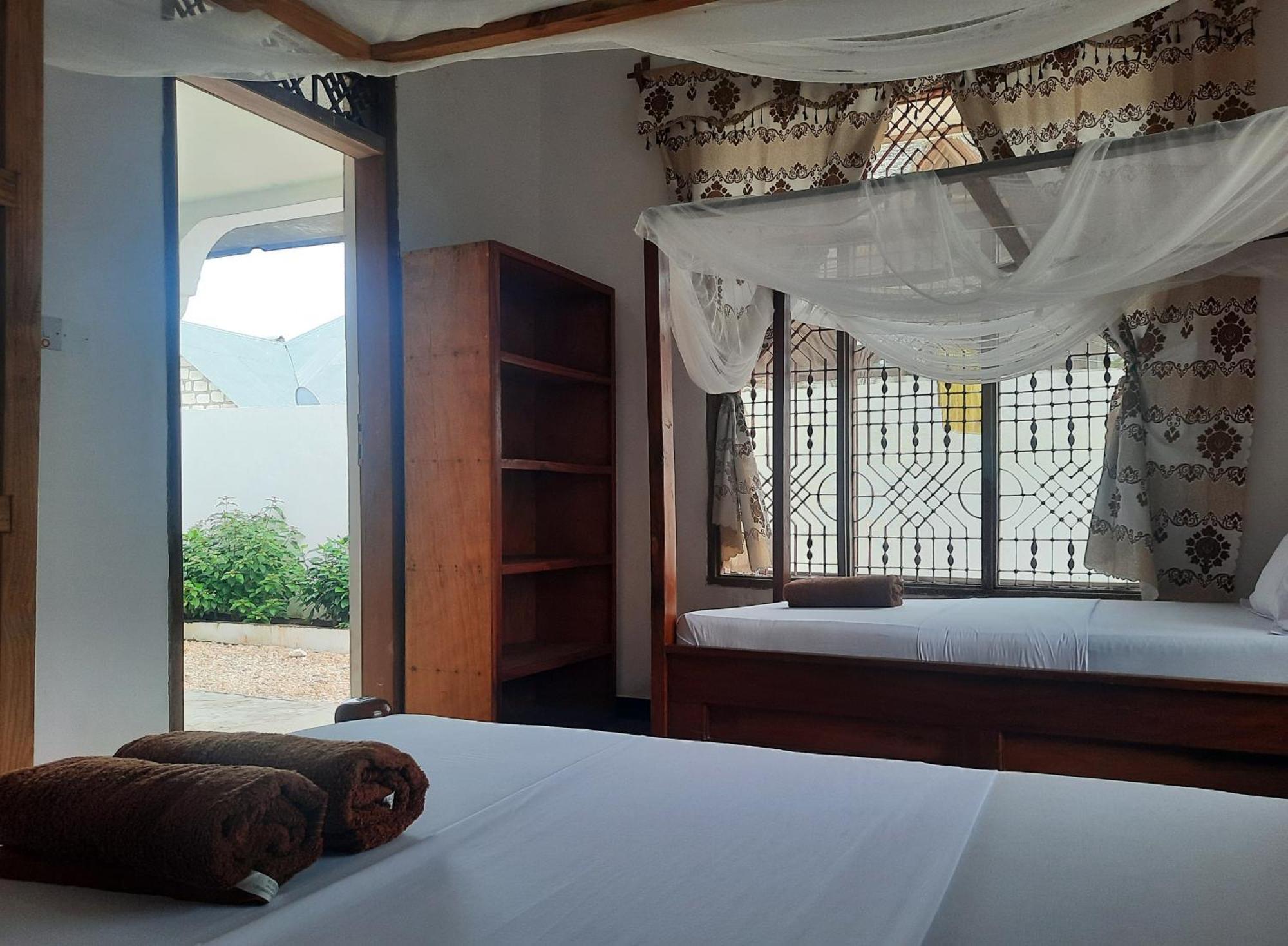 Kajificheni House Bed & Breakfast Nungwi Exterior photo